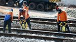 Foto Perawatan Rel Kereta Api di Pasar Minggu