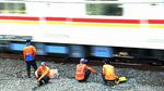 Foto Perawatan Rel Kereta Api di Pasar Minggu
