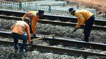 Foto Perawatan Rel Kereta Api di Pasar Minggu