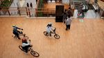 Daripada Gowes di Tol, Mending Gowes di Dalam Mal Yuk