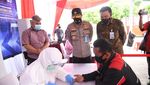 Rapid Test Gratis untuk Opang di Stasiun Cibinong