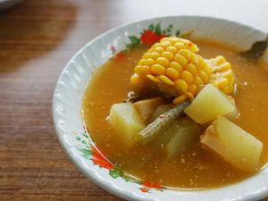 Sama Segarnya, Ini Beda Racikan Sayur Asem Betawi dan Sunda