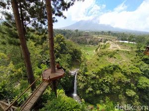 Kabarnya Mandi di Air Terjun Kedung Kayang Bikin Awet Muda