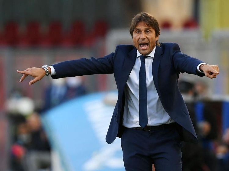 Jika Conte Datang, Beginikah Formasi Manchester United?