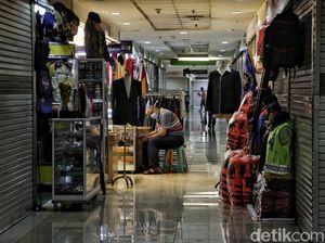 Denyut Mal Mangga Dua Square di Tengah PSBB dan Resesi
