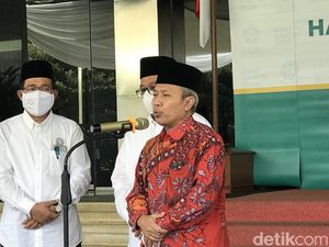 Kemenag Terbitkan SE Larangan Pegawai Gabung-Gunakan Atribut PKI hingga FPI
