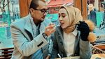 Dokter Gladys yang Disorot Karena Wajah Glowing Doyan Kelapa Muda