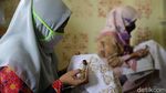 Emak-emak di Tangerang Ini Raup Cuan Sambil Lestarikan Batik