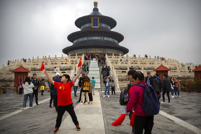Libur Hari Nasional China, dimanfaatkan warga di Negeri Tirai Bambu untuk berwisata. Sejumlah objek wisata di kawasan Beijing pun ramai dikunjungi warga.