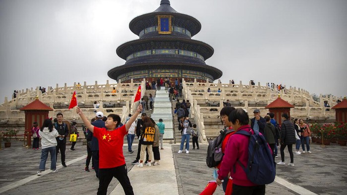 Libur Hari Nasional China, dimanfaatkan warga di Negeri Tirai Bambu untuk berwisata. Sejumlah objek wisata di kawasan Beijing pun ramai dikunjungi warga.