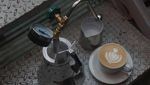 Mesin Espresso Tanpa Listrik yang Bisa Raup Omzet Puluhan Juta
