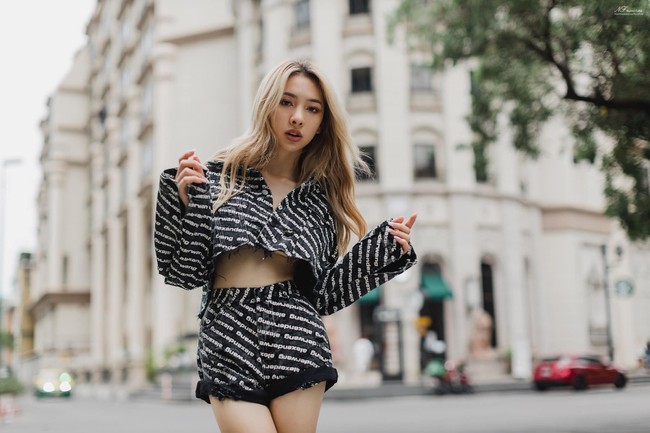 Peerada Namwong dikenal sebagai selebgram dan model. Foto-fotonya sebagai portofolio banyak diunggah di media sosial. Ia pun memiliki ratusan ribu follower di Instagram. Foto: Facebook Peerada Namwong