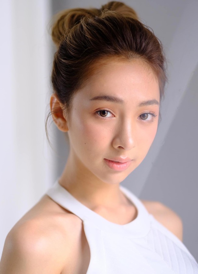 Peerada Namwong pernah menjadi korban bullying saat masih duduk di bangku SD. Penampilannya yang feminin membuatnya jadi bahan olok-olok dan sering diejek teman sekelas. Foto: Facebook Peerada Namwong