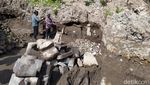 Penampakan Bebatuan yang Diduga Candi di Lereng Merbabu-Merapi