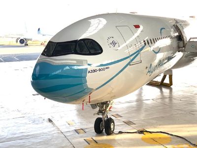 Keren! 5 Pesawat Garuda Indonesia Ini Pakai Masker