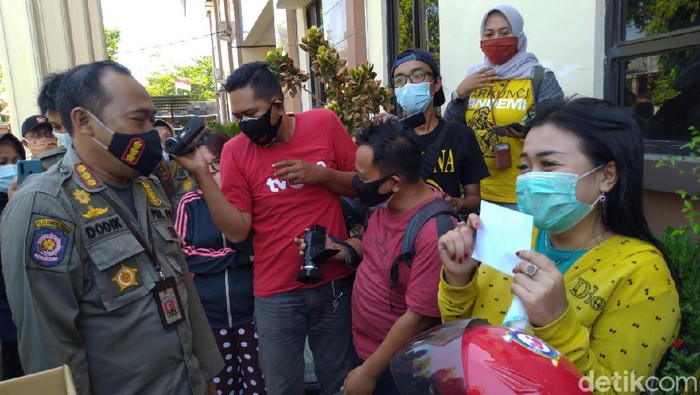 razia protokol kesehatan dapat uang