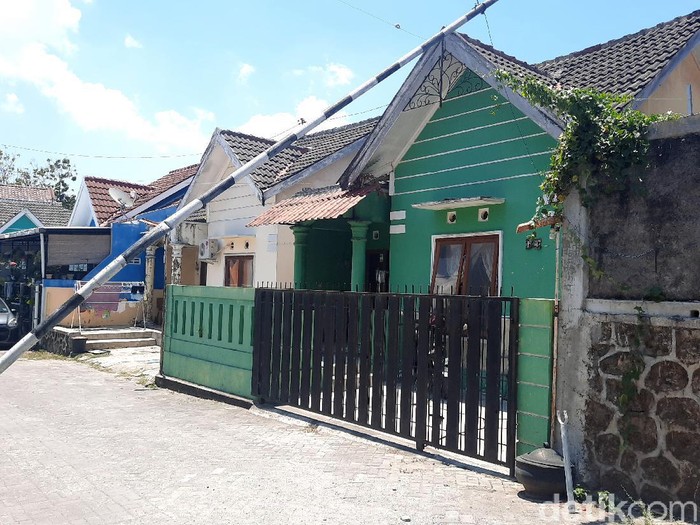 Rumah kontrakan BY terduga teroris di Sleman yang digeledah Densus 88, Kamis (1/10/2020).