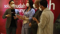 Talkshow bertema Solusi Punya Rumah di Masa Pandemi ini digelar sebagai bentuk insiatif Bank Mandiri dan Bukalapak untuk menawarkan kemudahan kepada masyarakat dengan memanfaatkan fitur Bukarumah di aplikasi e-commerce tersebut.