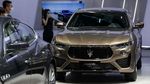 Yang Cantik dan Bermasker di Beijing Auto Show 2020