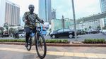 Momen Anies Tinjau Fasilitas Publik Sambil Gowes