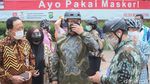 Momen Anies Tinjau Fasilitas Publik Sambil Gowes