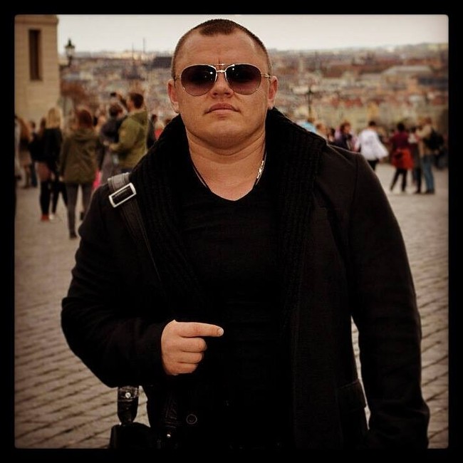 Sebenarnya dulu Anna memiliki penampilan normal seperti anak-anak pada usianya. Hanya saja masa kecil Anna lebih banyak dihabiskan di rumah sakit karena dirinya pada waktu itu sering sakit-sakitan. Foto: Facebook/Anna Turaeva