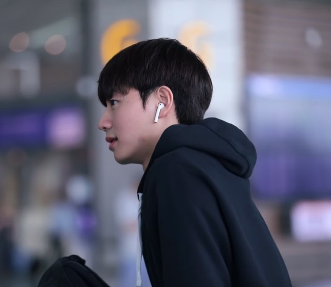 Belakangan cukup banyak atlet es skating yang jadi perhatian. Selain karena kemampuannya, Kim Dagyeom semakin menarik atensi para wanita karena wajahnya setampan para idol. Atlet nasional kelahiran 1997 itu pun cukup sering berinteraksi dengan para fans melalui akun Instagram. Foto: Instagram