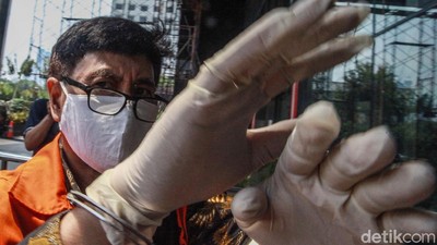 Korupsi Rp 60 M Berani Banget, Kok Difoto Aja Malu