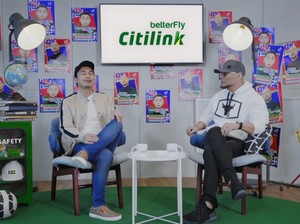 Raditya Dika dan Deddy Corbuzier Debat soal Masuknya Udara di Pesawat
