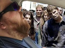 Kocaknya Netizen Edit Foto Pria Ini Pakai Photoshop