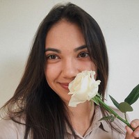 Perjalanan karir Haico dimulai dengan menjadi seorang model. Berkat parasnya  yang cantik serta kemampuan aktingnya, Haico lalu dipercaya untuk mulai membintangi sejumlah film dan sinetron. Foto: Instagram/haico.vdv