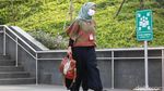 Potret Pekerja Kantoran hingga Goweser Kompak Berbatik