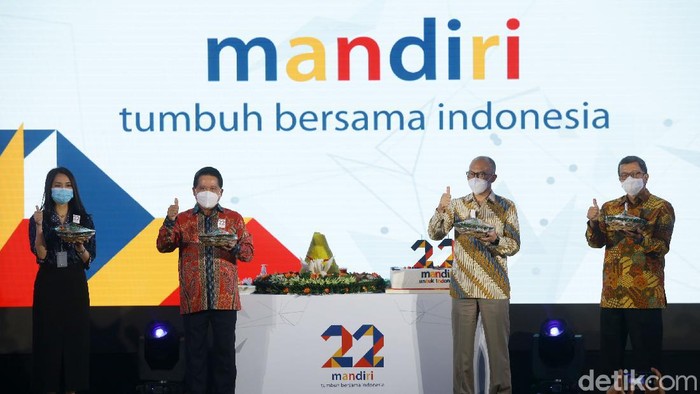 HUT Bank Mandiri Pecahkan Rekor Muri, Kok Bisa? Bank Mandiri merayakan hari jadi dengan meriah. Tak tanggung-tanggung HUT ini langsung memecahkan rekor MURI lho. Penasaran?