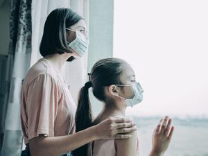 Tips 3K agar Mental Tetap Sehat saat Berjuang Lawan Corona