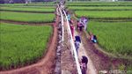 Warga Parungseah Sukabumi Pecahkan Rekor Batik Terpanjang