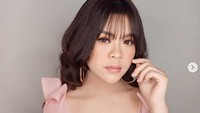 Meli Nuryani dikenal memiliki suara merdu dan berhasil menjuarai ajang LIDA 2020. Dok. Instagram/lida2020.meli