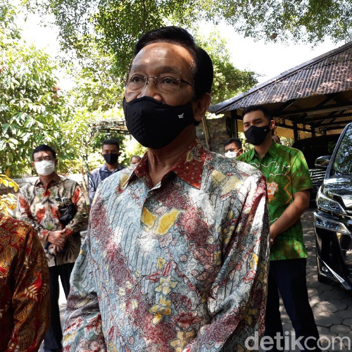 Moeldoko usai pertemuan dengan Sri Sultan HB X di Keraton Yogyakarta, 2/10/2020