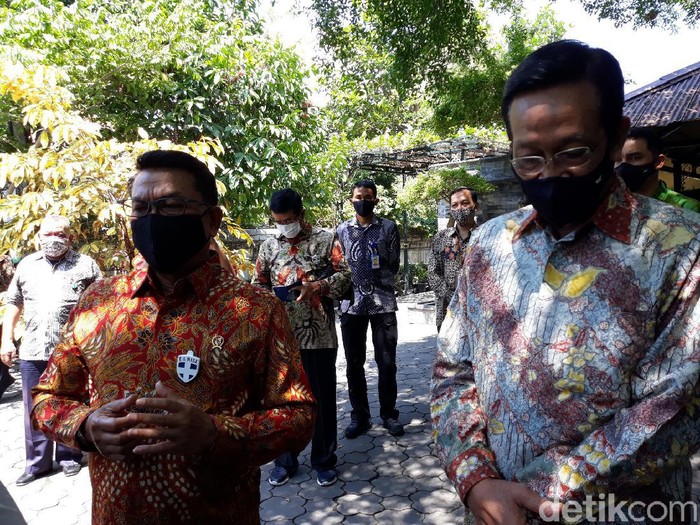 Moeldoko usai pertemuan dengan Sri Sultan HB X di Keraton Yogyakarta, 2/10/2020