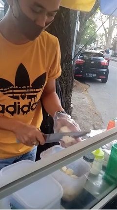 Penjual Manisan Jambu Ganteng di Bandung