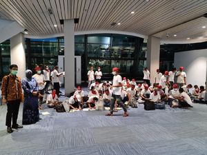 51 Nelayan Aceh Dibebaskan Thailand Tiba di Jakarta, Swab di Wisma Atlet