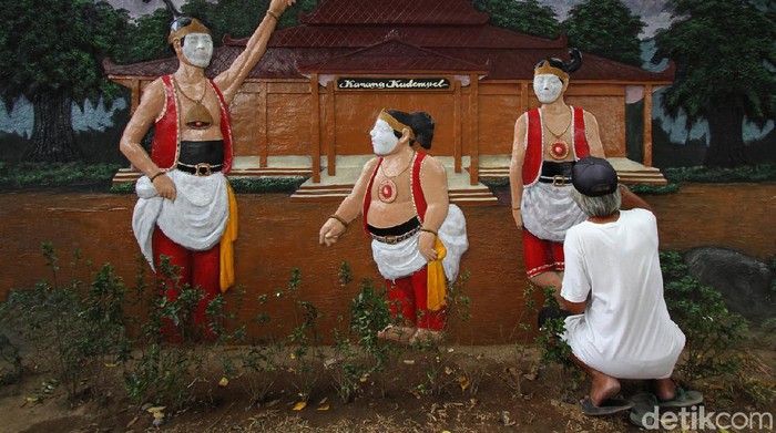 Taman Karang Kadempel Surakarta Dipercantik Taman Karang Kadempel di Jebres, Surakarta, Jawa Tengah, terus dilakukan perawatan dan pemeliharaan. Berikut foto-fotonya.
