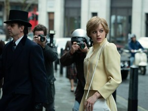 Di Balik The Crown, Serial Drama Terbaik Tahun Ini