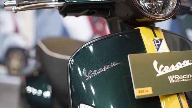 Vespa Racing Sixties