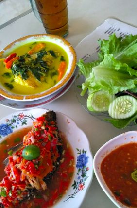 Warung Makan Betawi di Depok