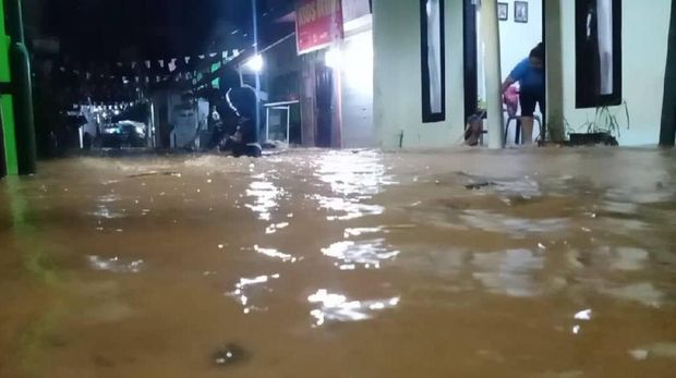 Banjir melanda Kota Ambon