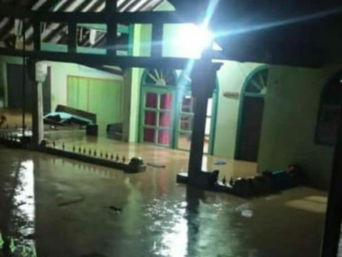 Banjir terjang 5 desa di Kabupaten Cianjur, Jawa Barat