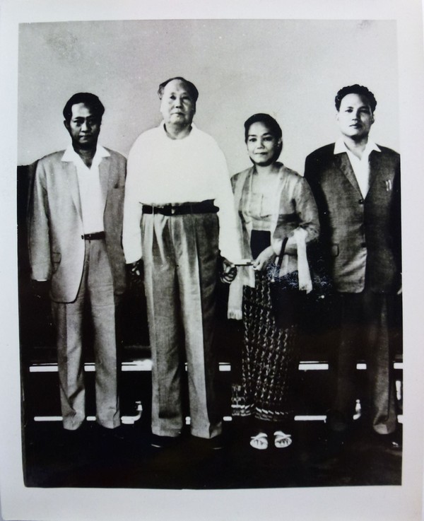 Rus tilida pornokasting videolarini tomosha qiling