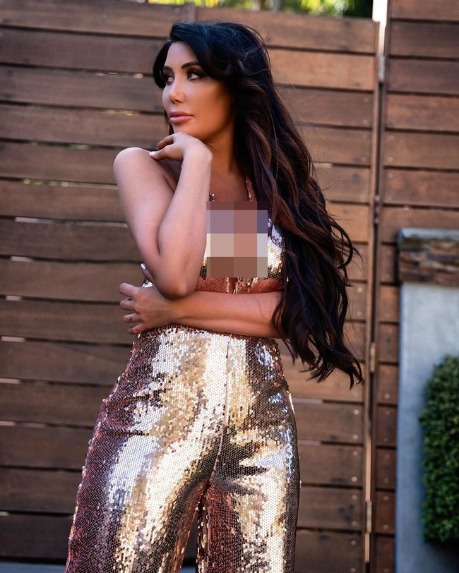 Jenna Bentley adalah model Playboy yang sempat tinggal di Playboy Mansion dari tahun 2007 sampai 2008. Di rumah yang dimiliki oleh bos majalah Playboy, Hugh Hefner itu kerap mengadakan pesta seks. Foto: Instagram