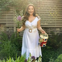 Kelly Brook ternyata memiliki semua kriteria yang disebutkan para peneliti. Wanita ini (Kelly Brook) sangat natural dan sempurna secara ilmiah, ujar tim peneliti, seperti dilansir The Sun. Foto: Instagram/@iamkb