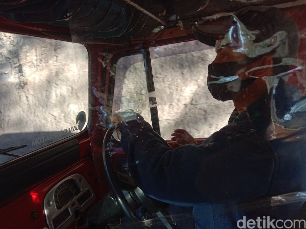  Keren  Mobil  Hartop  di Bromo Juga Taati Protokol Kesehatan